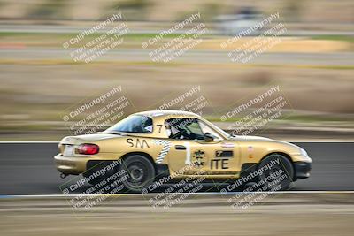 media/Jan-26-2025-CalClub SCCA (Sun) [[cfcea7df88]]/Group 4/Race/